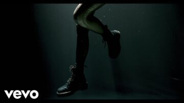 Pierce The Veil – Karma Police