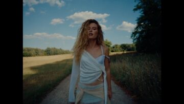 FLETCHER – Hi, Everyone Leave Please