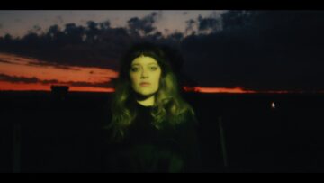 Lauren Azar – This Is Letting Go