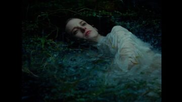 Emma Louise & Flume – Monsoon