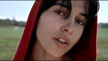 Naomi Scott – Cherry