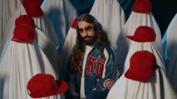 Emre Fel – Karşında Bi’ Gör Beni