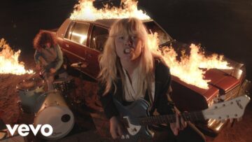 Girl Tones – Burnout