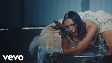 googly eyes – Made Of