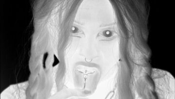 ZHEANI – DRUNKEN GOD