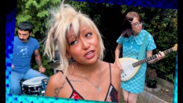 Cootie Catcher – Gingham Dress