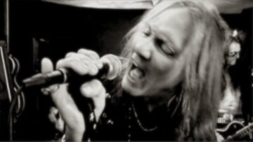 Glorious Bankrobbers – Intruder