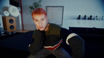 Loose Goose, A-Trak, Gus Dapperton – holding on