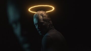 SPACE OF VARIATIONS – HALO