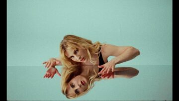 Mary Middlefield – Wake up!