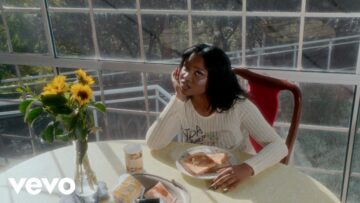 Chanel Loren – Growing Pains