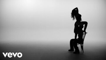 Lenny Tavárez – JUICY