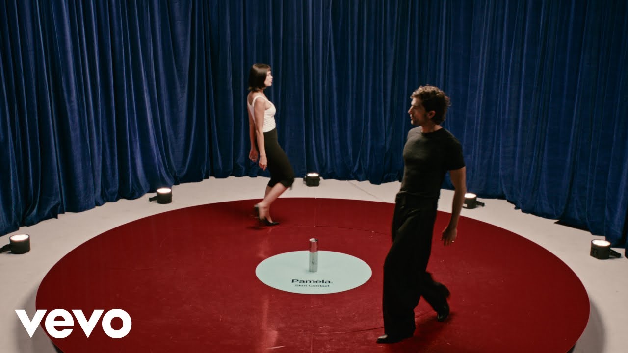 Pamela. – Skin Contact
