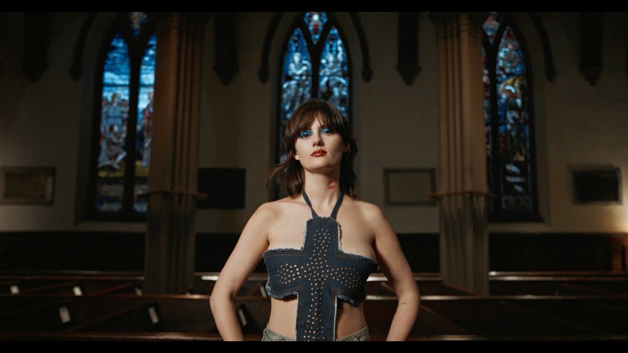EMELINE – Against The Gates