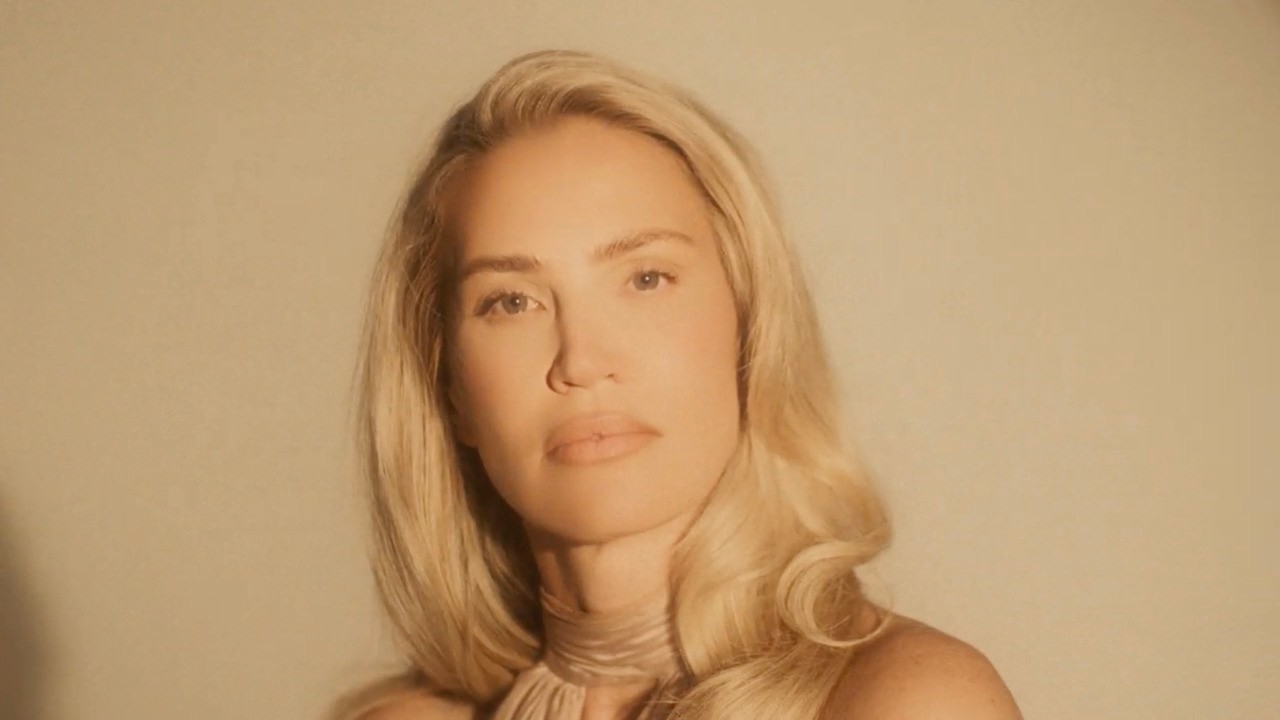 Willa Ford – How Do You Like Me Now