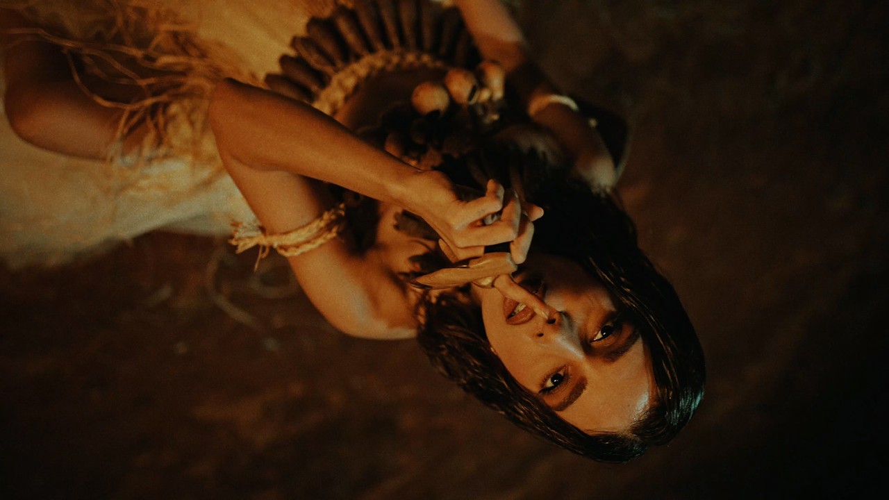 Anitta – Meia Noite 