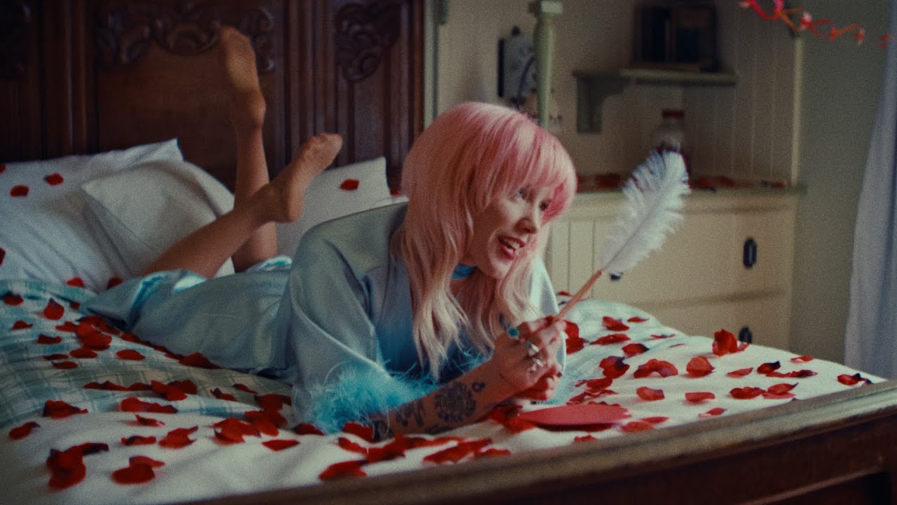 New Constellations – Waterslides